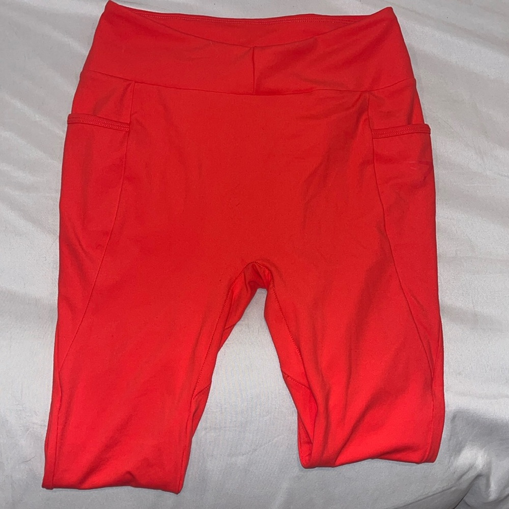 Gymshark Women’s Coral Orange Leggings Size Medium